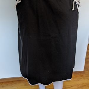 Skirt white House Black white bows size 8